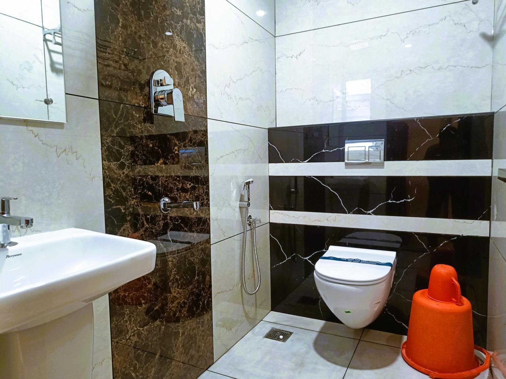 Hotel Jeyam Kânyâkumârî Extérieur photo