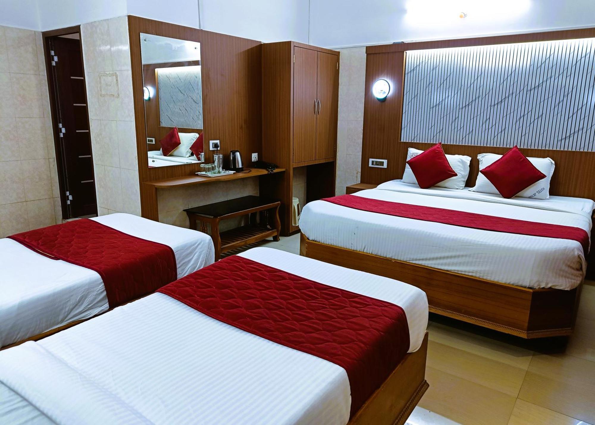 Hotel Jeyam Kânyâkumârî Extérieur photo
